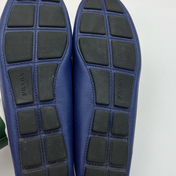 Authentic Prada blue Saffiano leather loafers - Picture 9 of 11